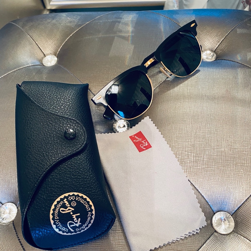 Beautiful Ray Bands.